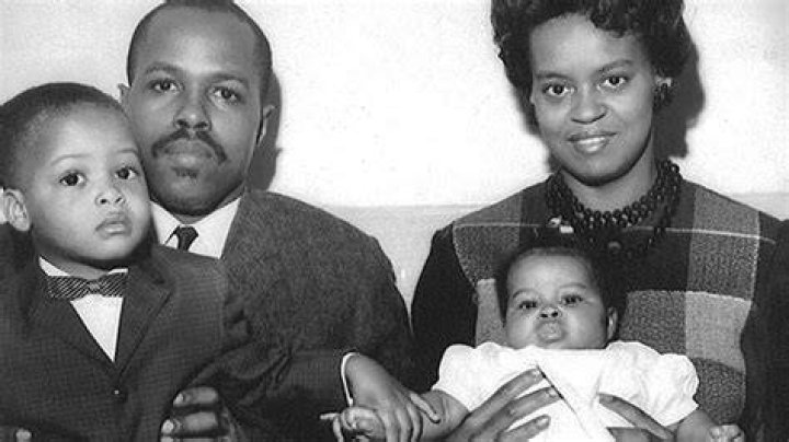 Unraveling the Mystery: Was Michelle Obama a Man?