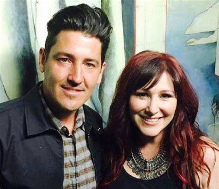Unveiling the Truth About Jonathan Knight&rsquo;s First Wife